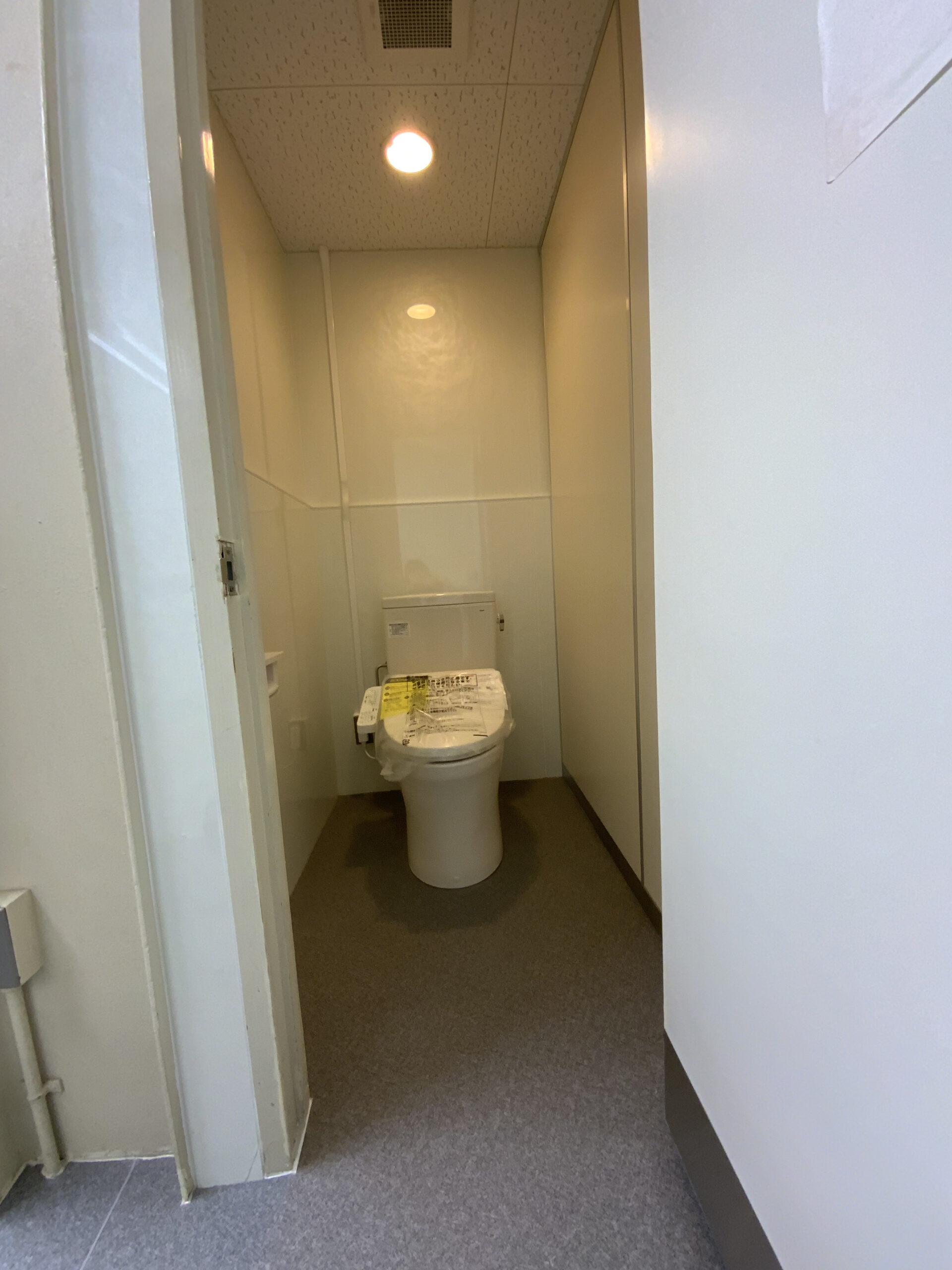 工場　事務所トイレ改修工事 画像3