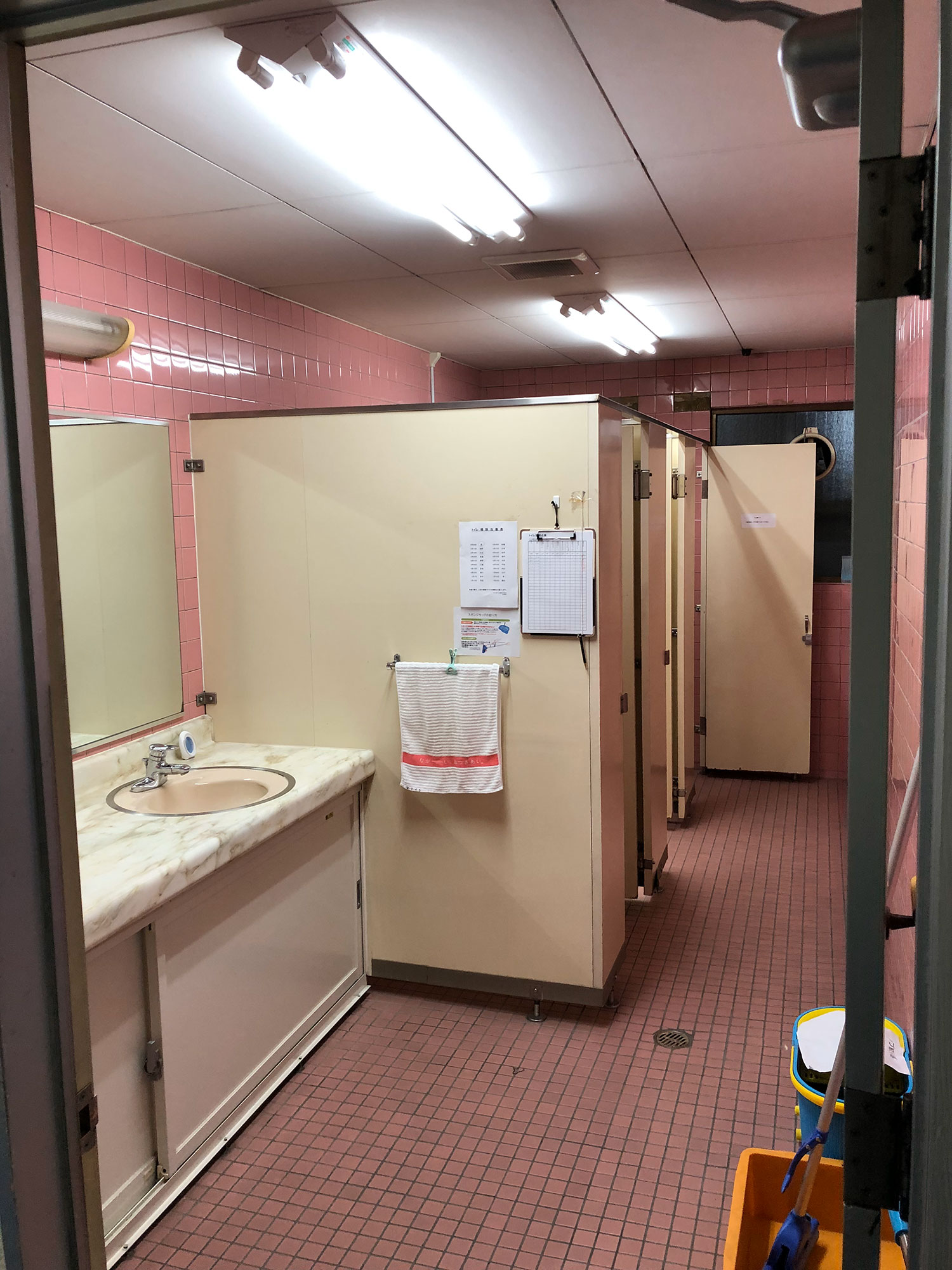 工場兼本社事務所（京都）、トイレの改修事例 画像9