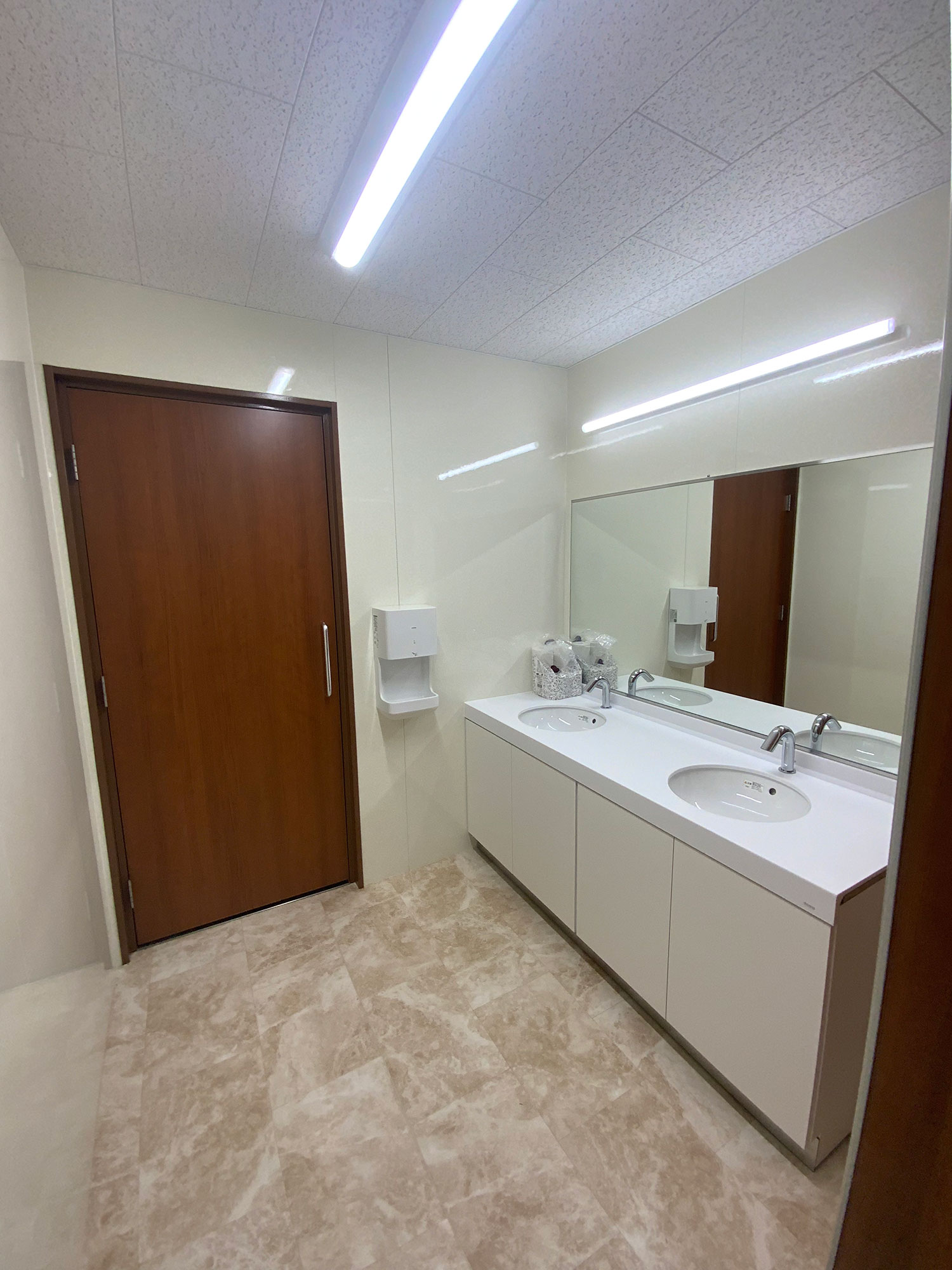 工場兼本社事務所（京都）、トイレの改修事例 画像7